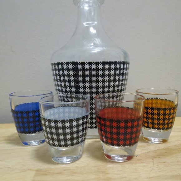 Glass Decanter Set Vintage Retro 4 Shot Glasses Houndstooth c1950s France - Picture 3 of 3